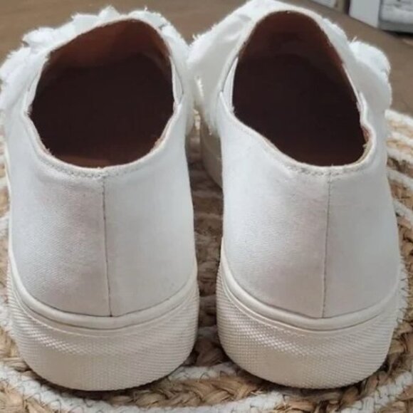 Seychelles, Anthropology Quake II ruffle linen sneakers, Size 7.5 - Picture 7 of 12